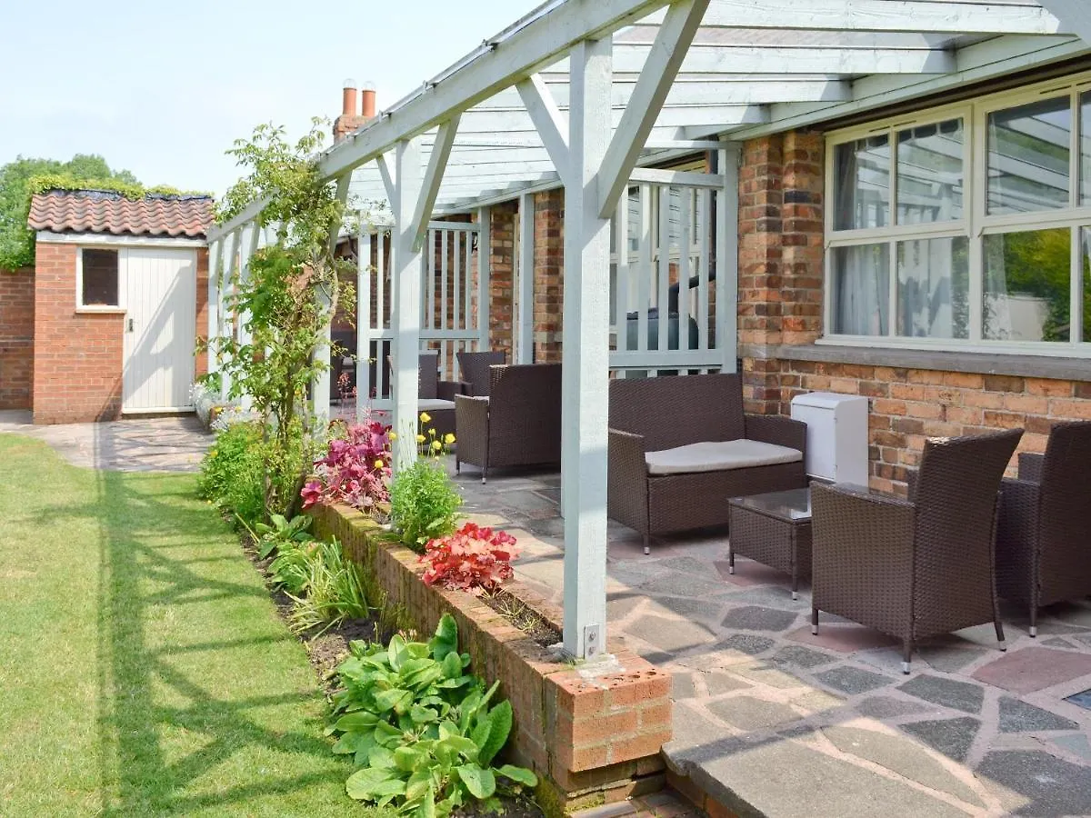 Jasmine Cottage - E1493 Scalby  بيت للعطل